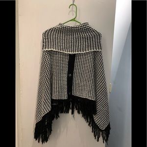 Brand new Elegant Poncho